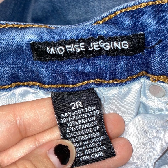 Mid rise ripped jeggings - Picture 3 of 3